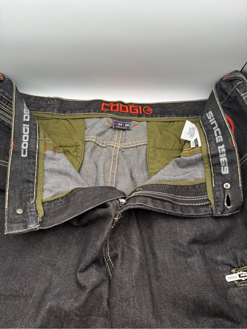 Vintage COOGI Black Denim Orange Embroidered Spell Out Baggy Hip Hop Jeans